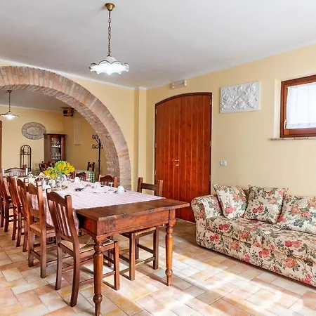 Alloggio per agriturismo La Macinara *