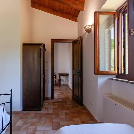 La Macinara Alloggio per agriturismo *